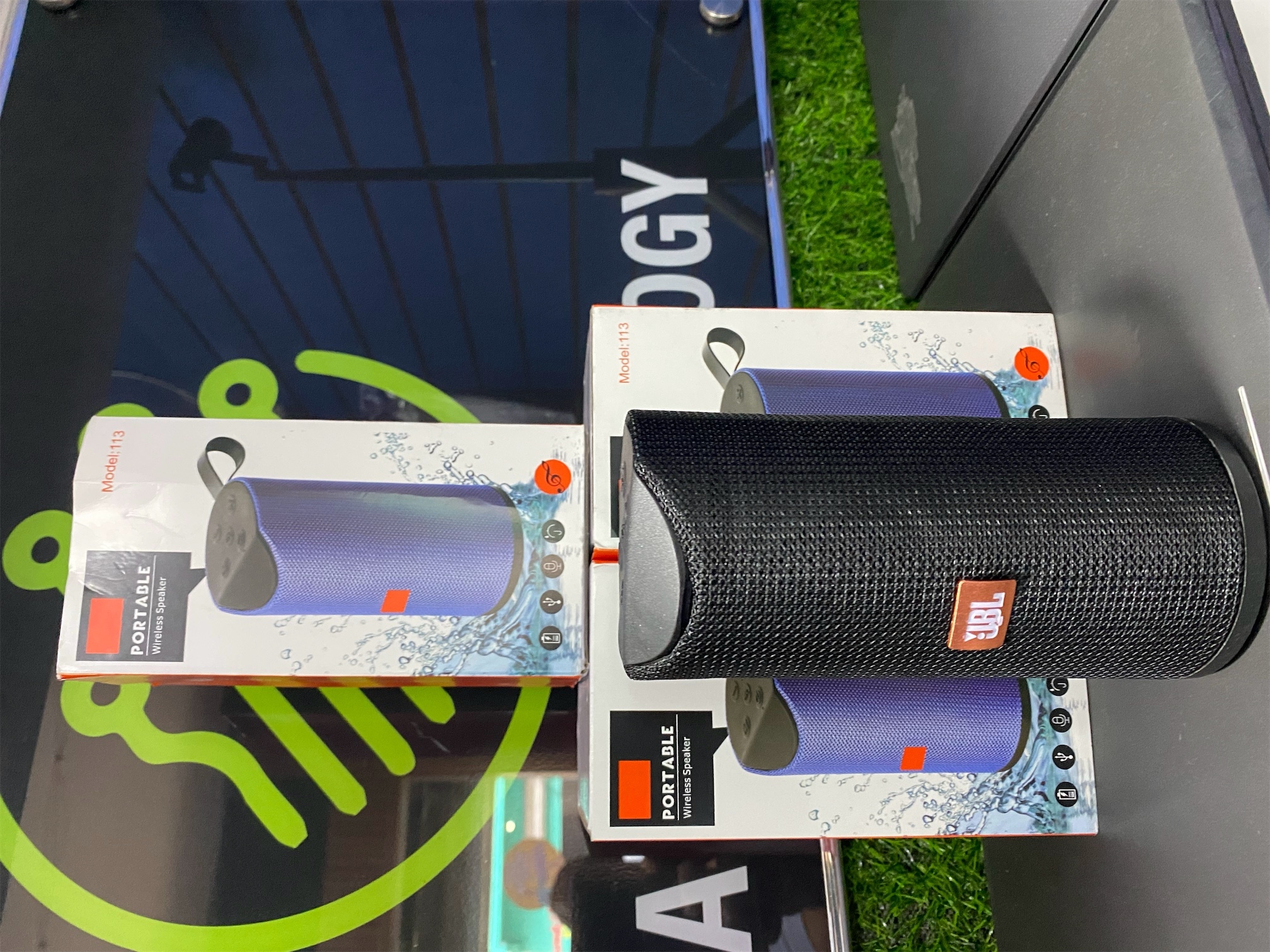 camaras y audio - bocina bluetooth pequeña  3