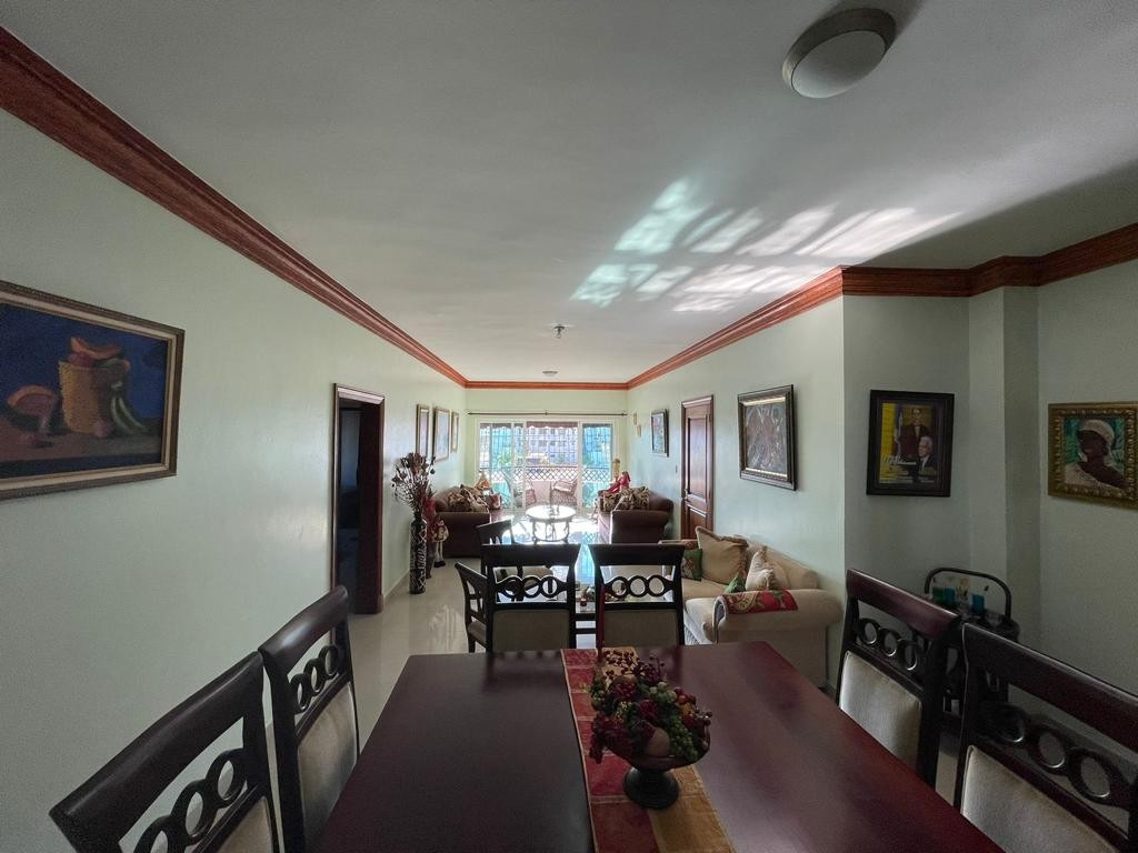 apartamentos - Sin Intermediarios En venta Aproximadamente 200 mts2 + cuarto del servicio. 6