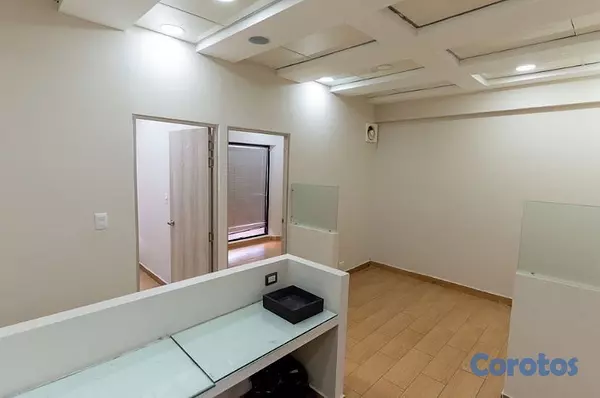 oficinas y locales comerciales - LOCAL COMERCIAL  4
