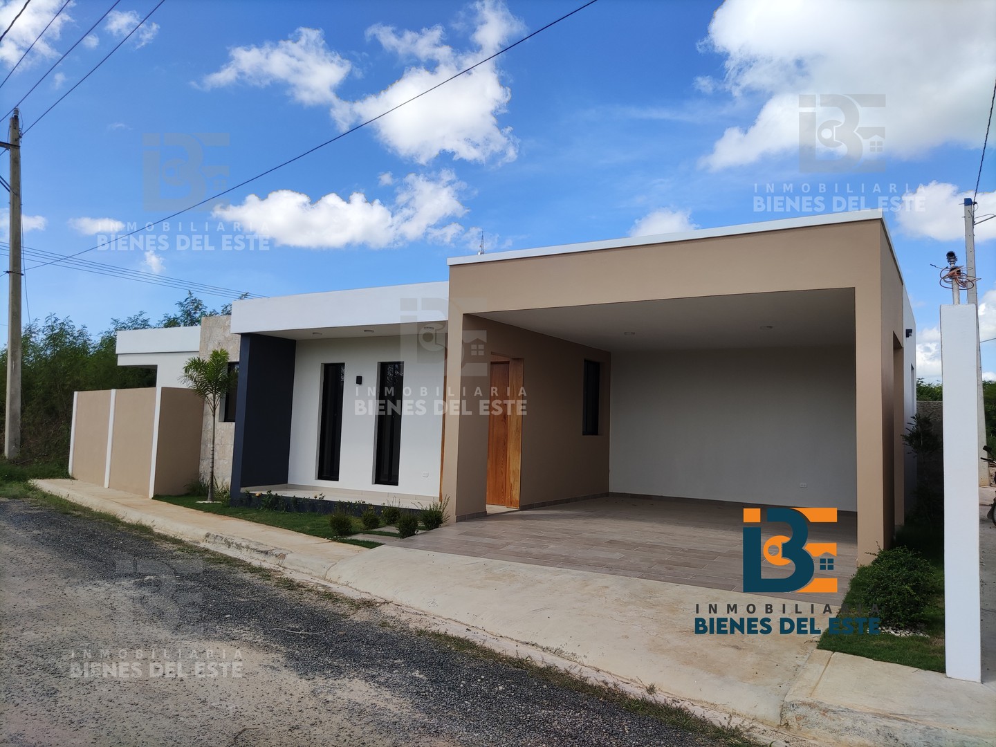 casas - Moderna y Nueva Casa de Oportunidad en Residencial Naime IIIDe Venta   0