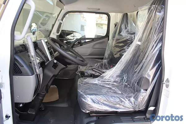 camiones y vehiculos pesados - Mitsubishi Motors Canter Volteo 5