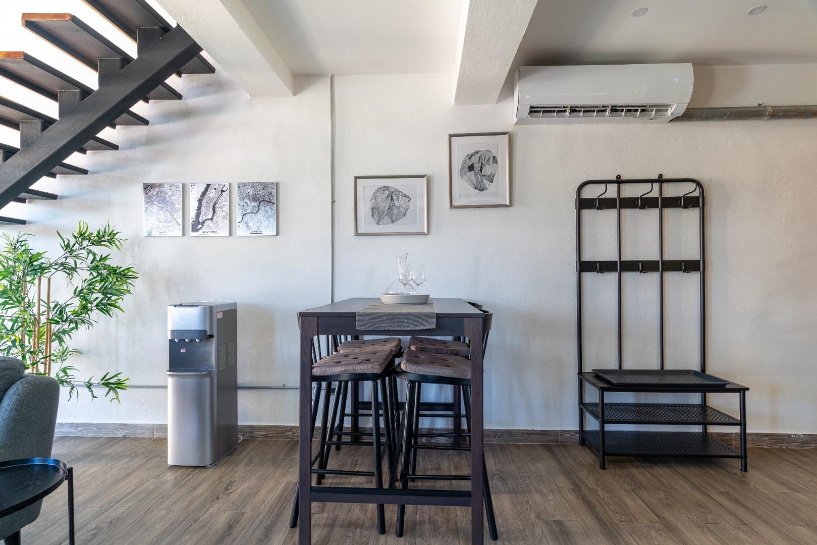 apartamentos - Alquilo Tipo Loft Amueblado en la Esperilla!! 6