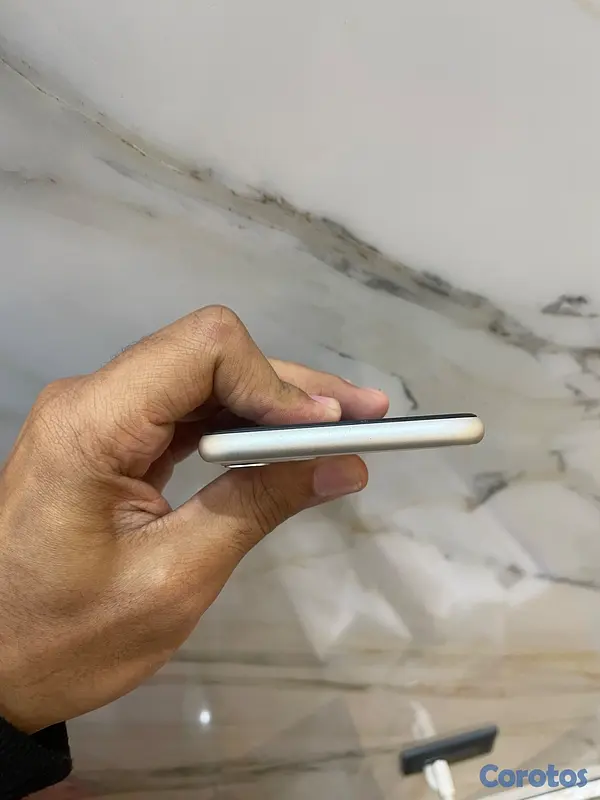 celulares y tabletas - iPhone 11 Normal 128GB, Clase B. 3