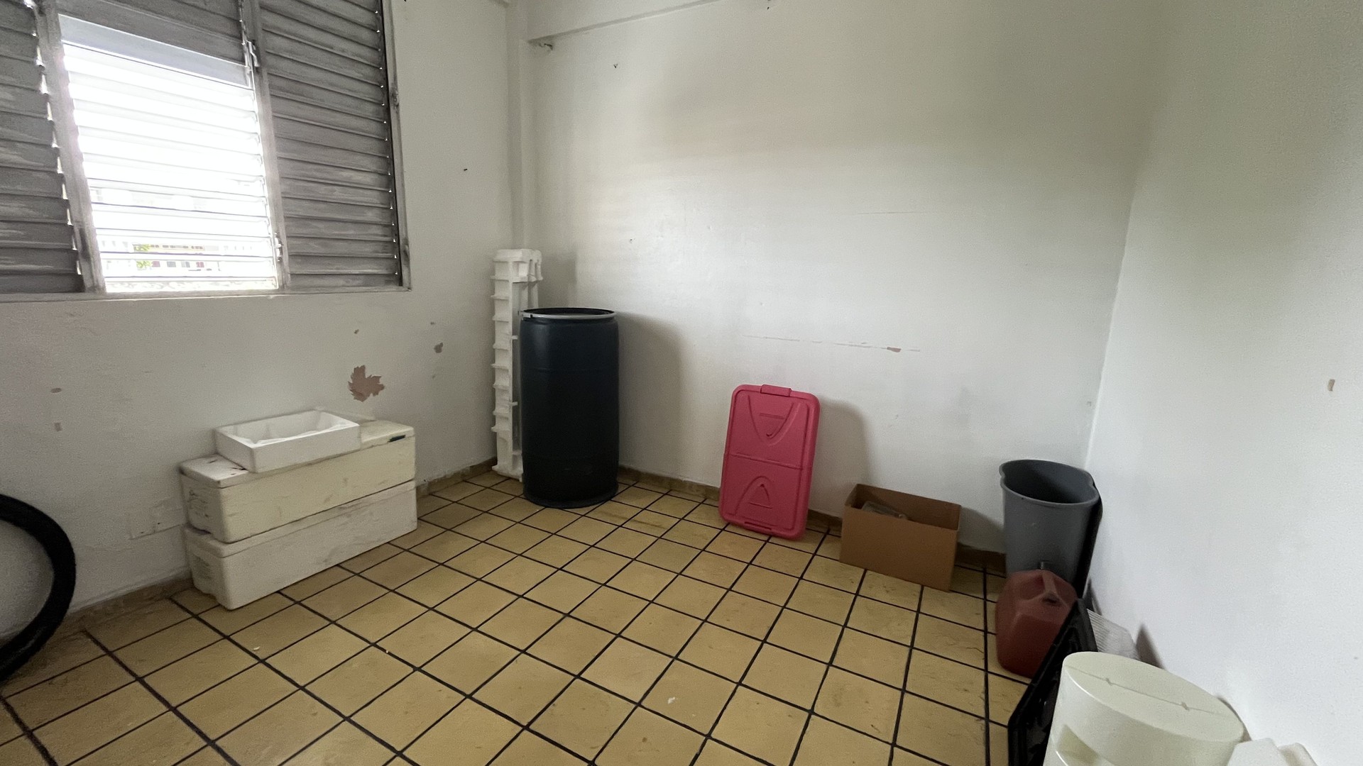 oficinas y locales comerciales - Oficina en alquiler en la Zona Colonial 4