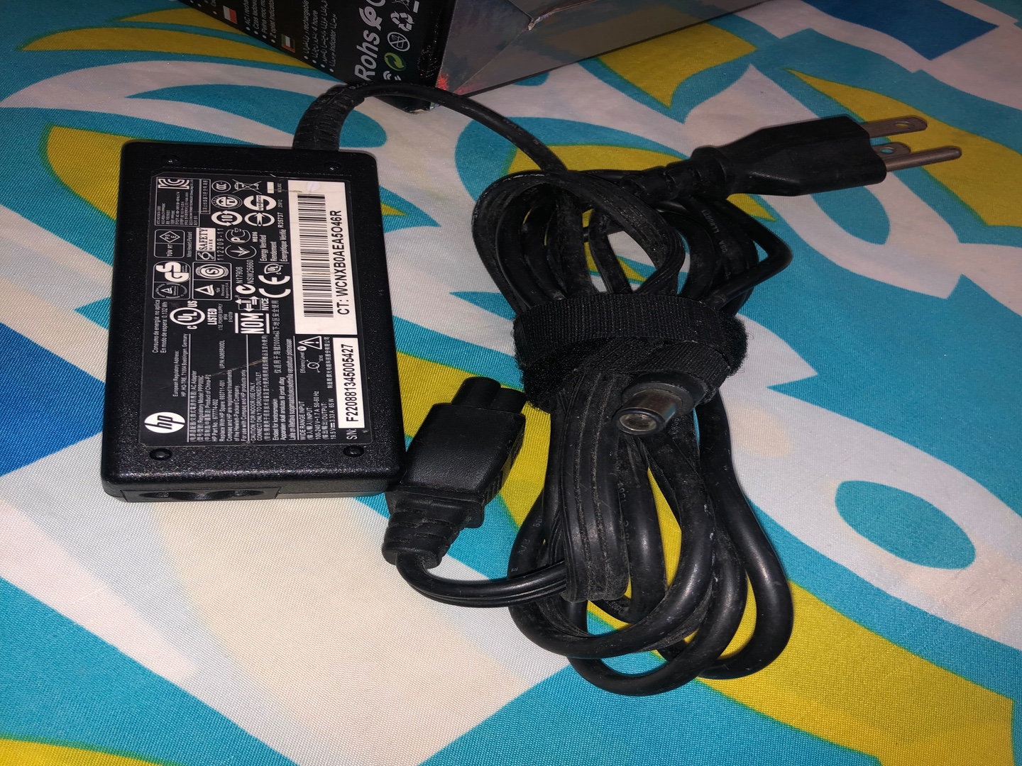 accesorios para electronica - CARGADORES LAPTOP Y TABLET 