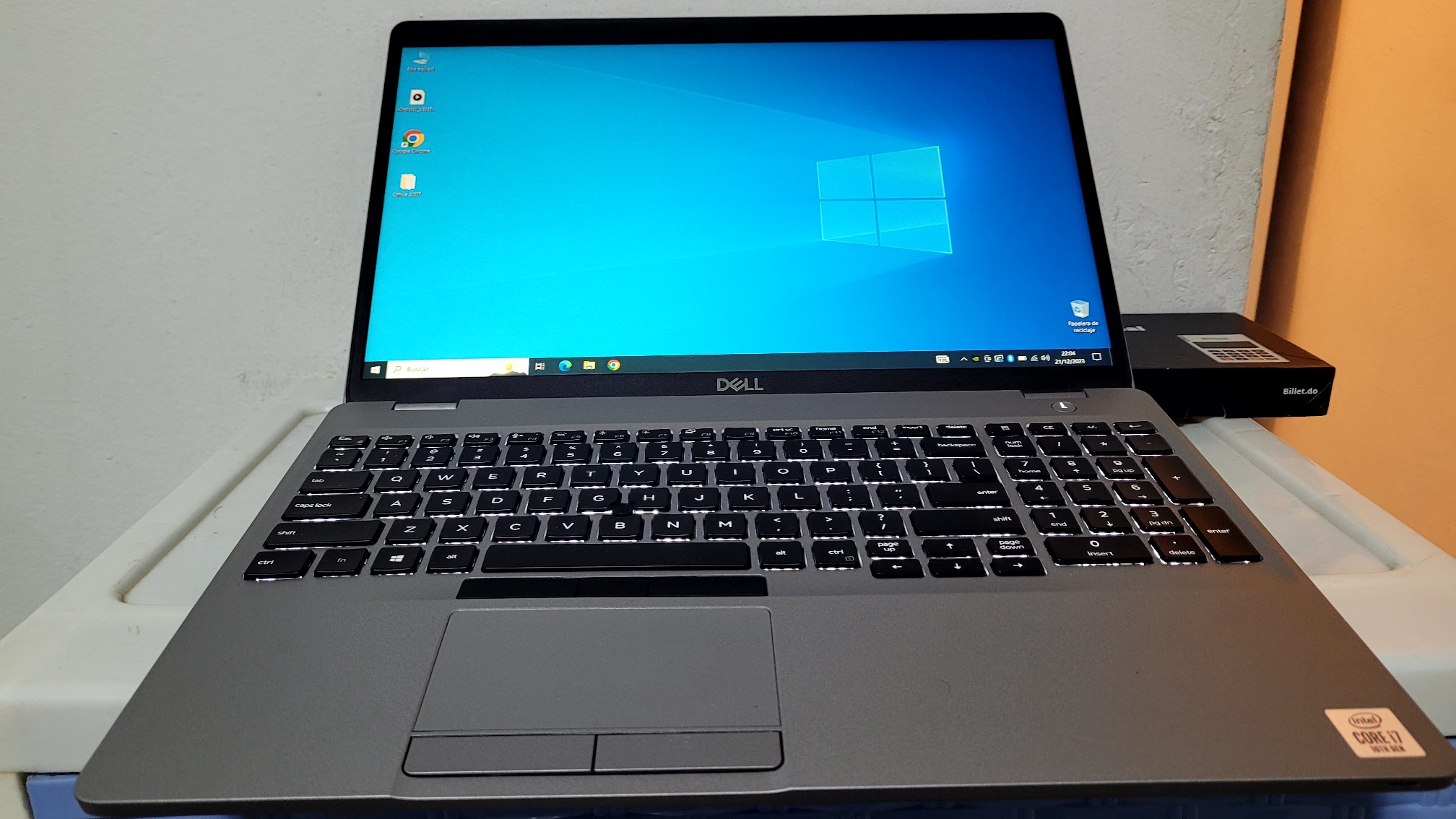 computadoras y laptops - Dell 3550 17 Pulg Core i7 10th Gen Ram 16gb ddr4 Doble Video Grafico