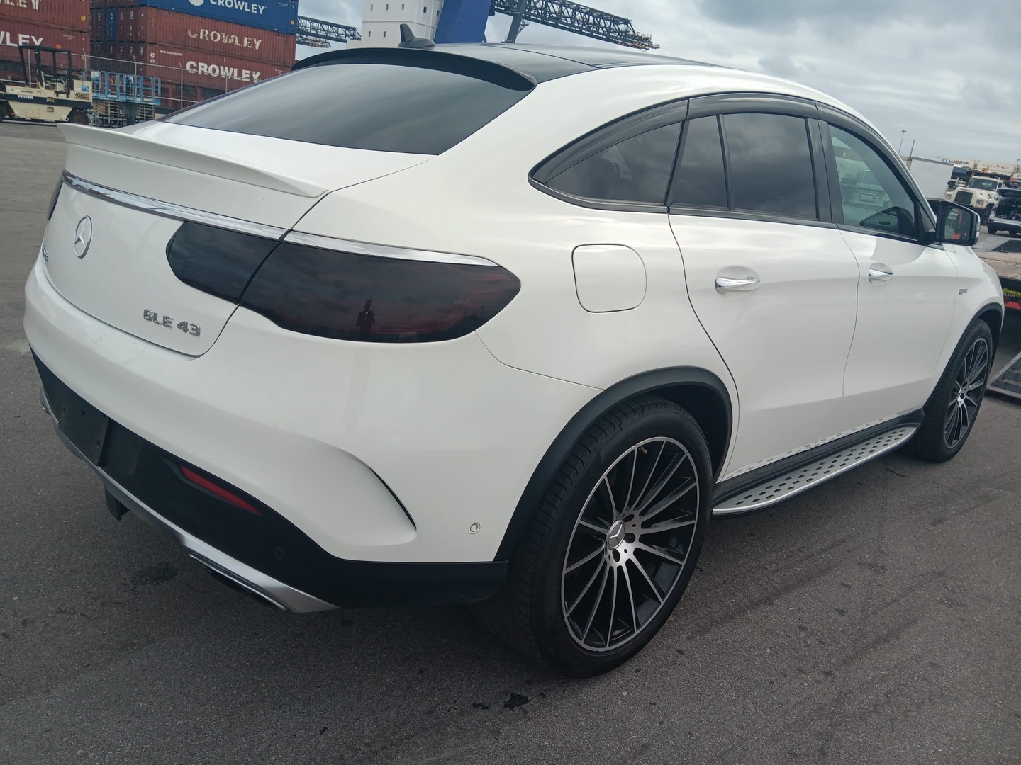 jeepetas y camionetas - Mercedes-Benz GLE AMG 43 coupe 2018 clean carfax 2