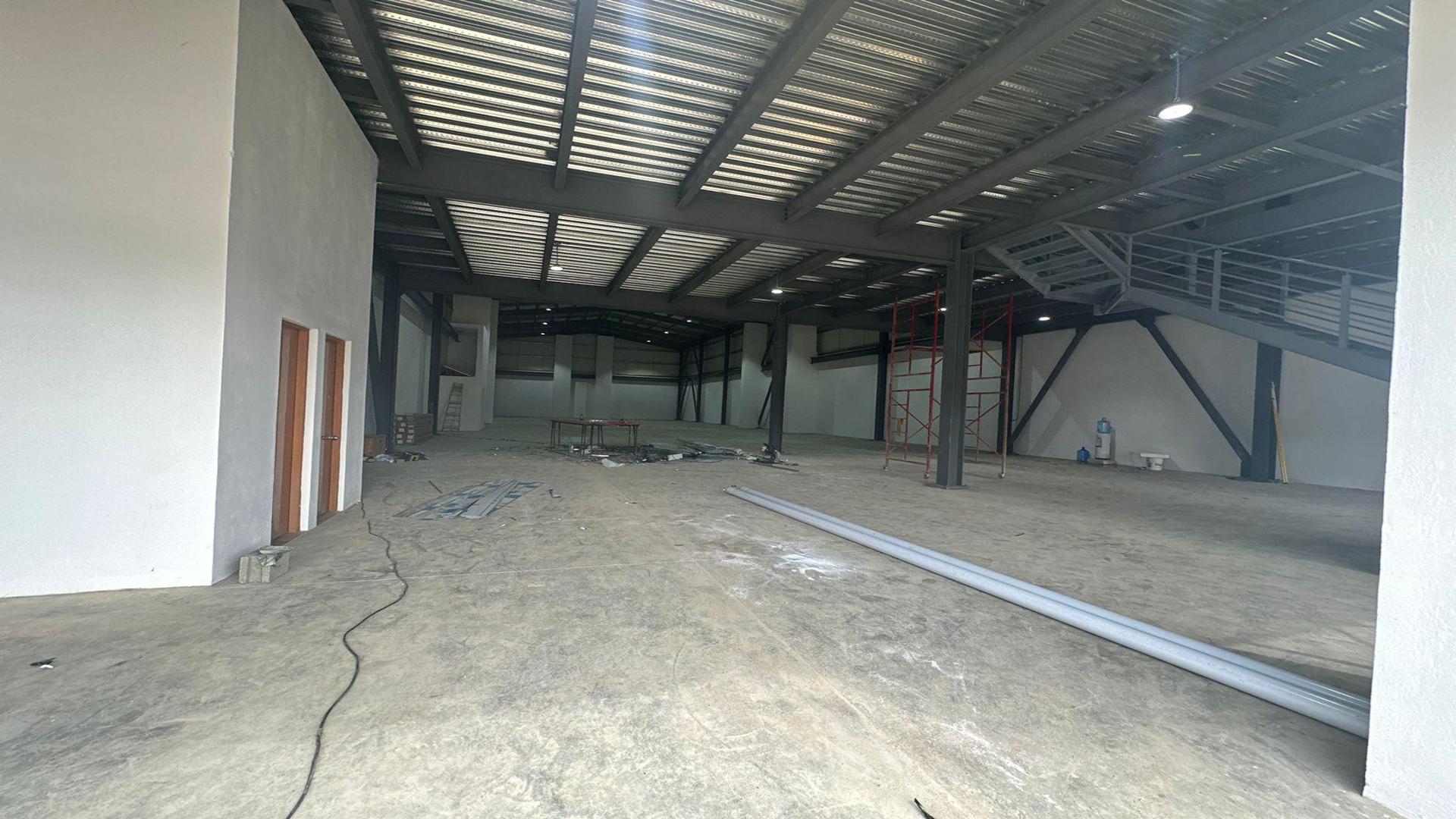 otros inmuebles - NAVE INDUSTRIAL DE RENTE EN AVENIDA PRINCIPAL SANTIAGO 2