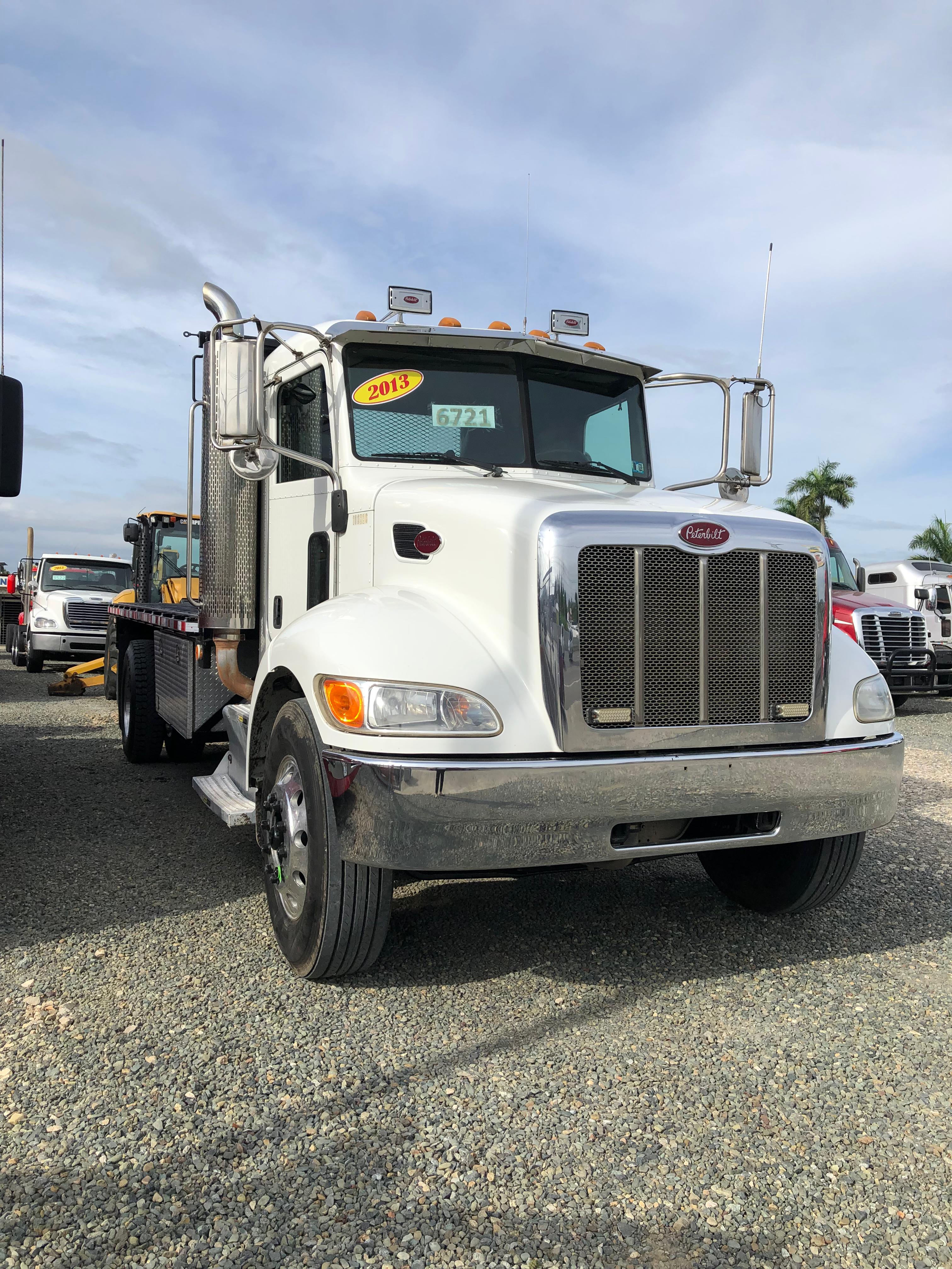 camiones y vehiculos pesados - PETERBILT 337 AÑO 2013