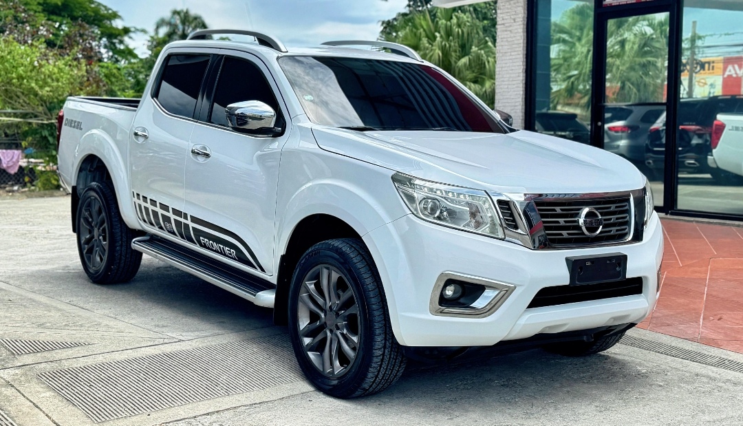 jeepetas y camionetas - 2017 Nissan Frontier LE 4x4 