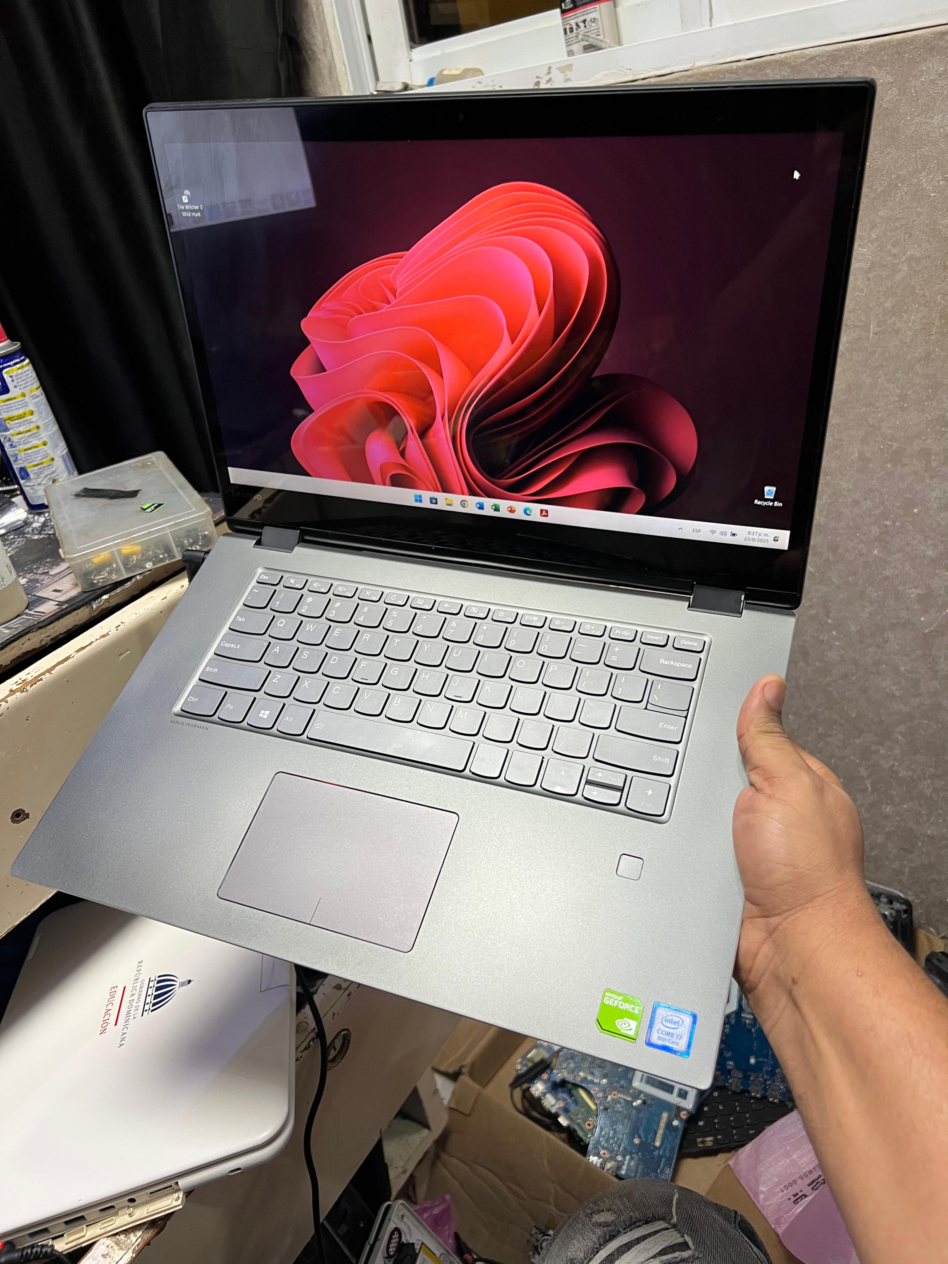 computadoras y laptops - Lenovo Flex 5-1570/intel  i7-8550U/Nvidia Mx130 2g 1