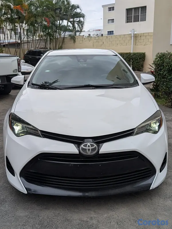 carros - 2018 Toyota Corolla LE 9