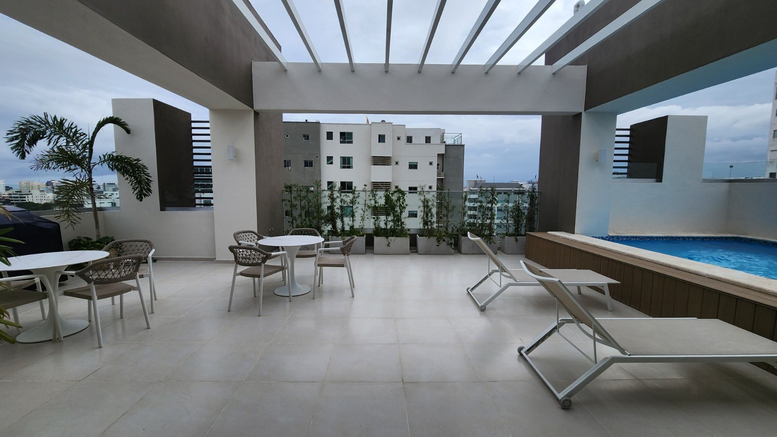 apartamentos - Bonito apartamento a estrenar en Renta en Piso alto de Torre de Evaristo Morales 5