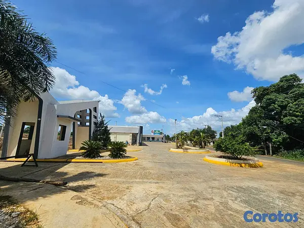 oficinas y locales comerciales - Se Renta Locales Comerciales en Cevicos y La Cueva, Cotui  8