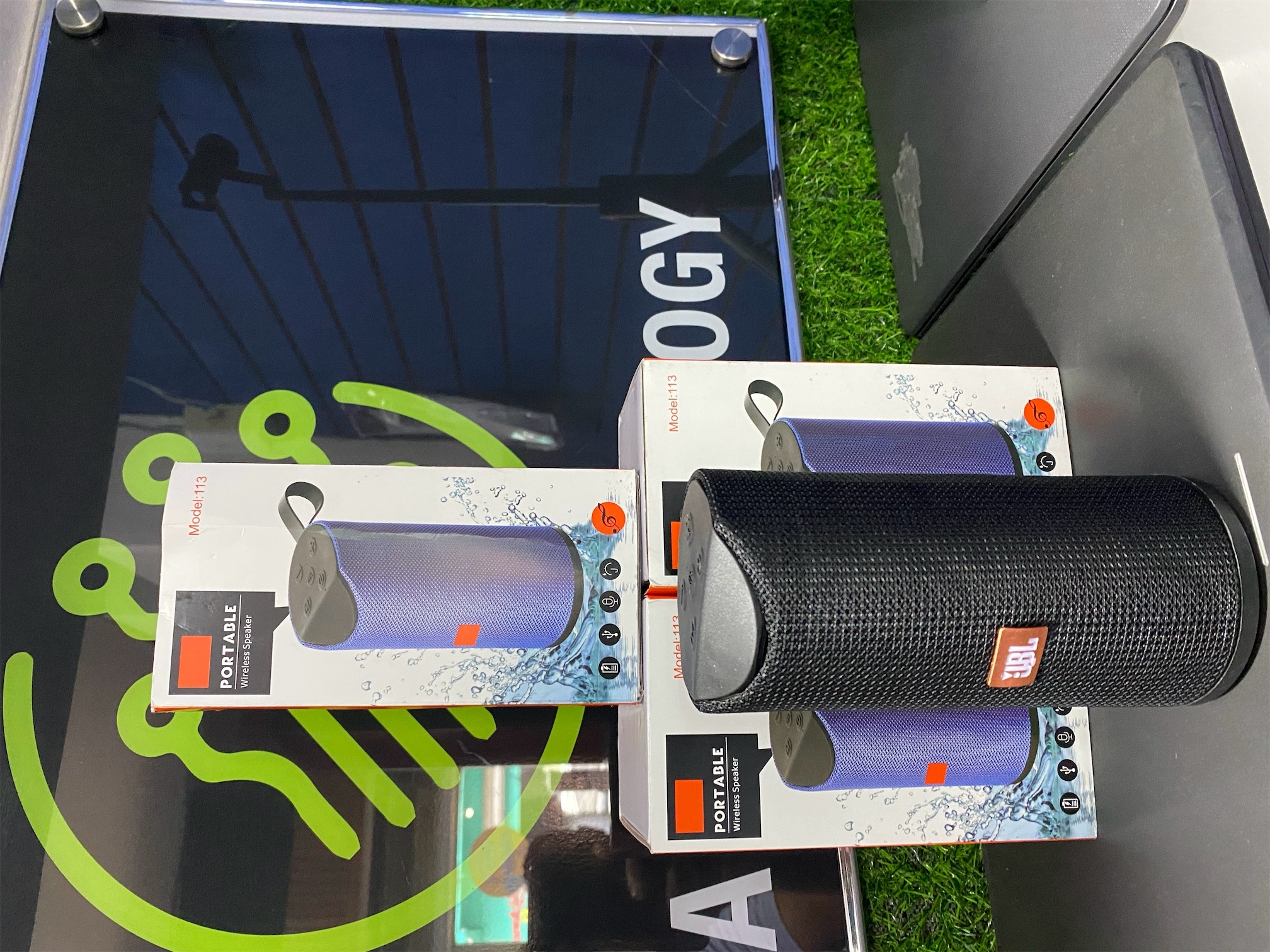 camaras y audio - bocina bluetooth pequeña  3