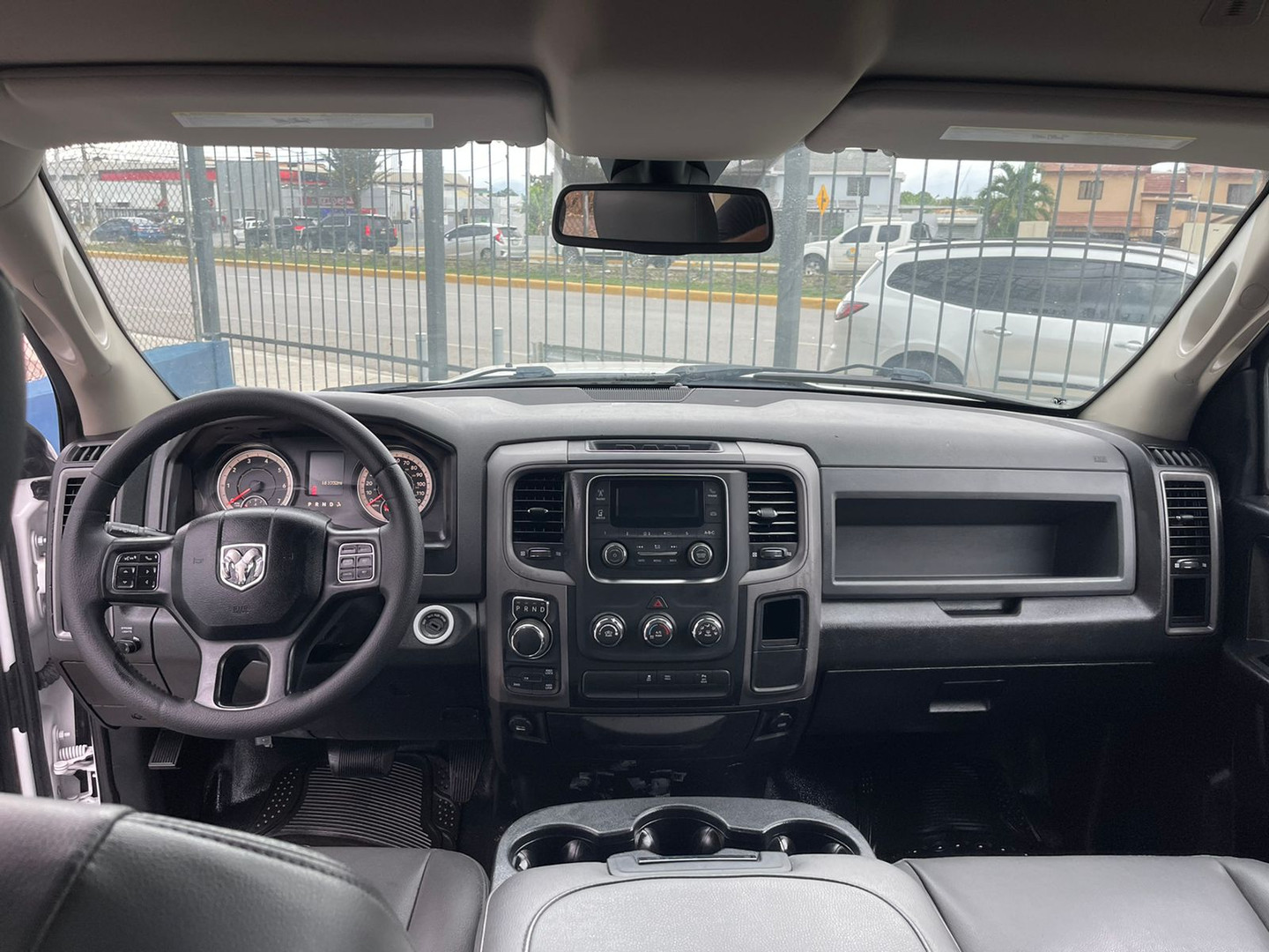 jeepetas y camionetas - Dodge Ram 1500 2019 4X4 V6 Recién Importado 7