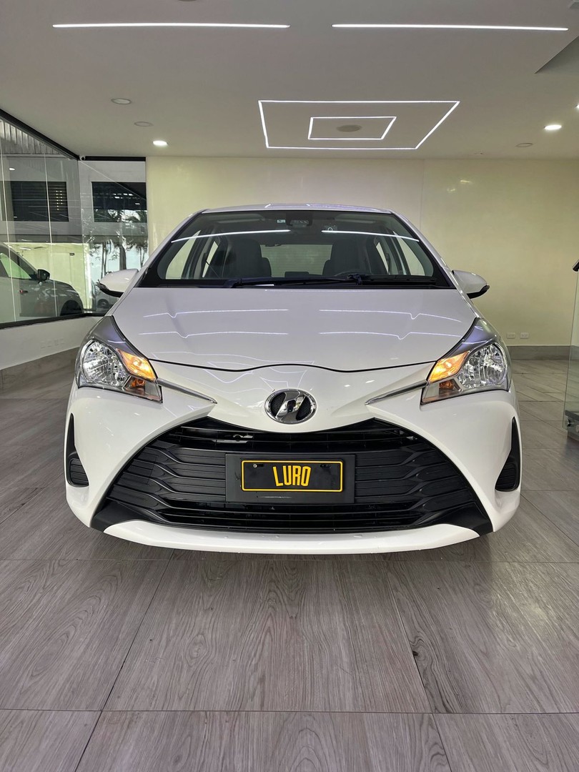 carros - Toyota vitz 2018 excelentes condiciones  1