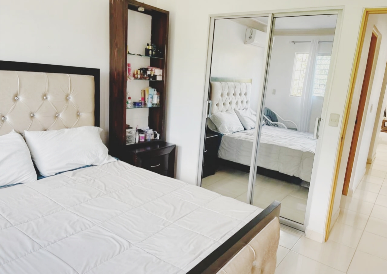 apartamentos - Se Vende Apartamento en Gurabo (Tercer Nivel). Precio $4,950,000.  6