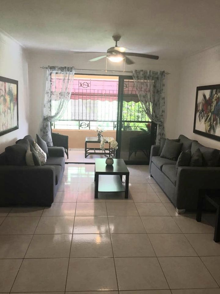 apartamentos - Alquiler de apartamento en Ensanche Paraíso 