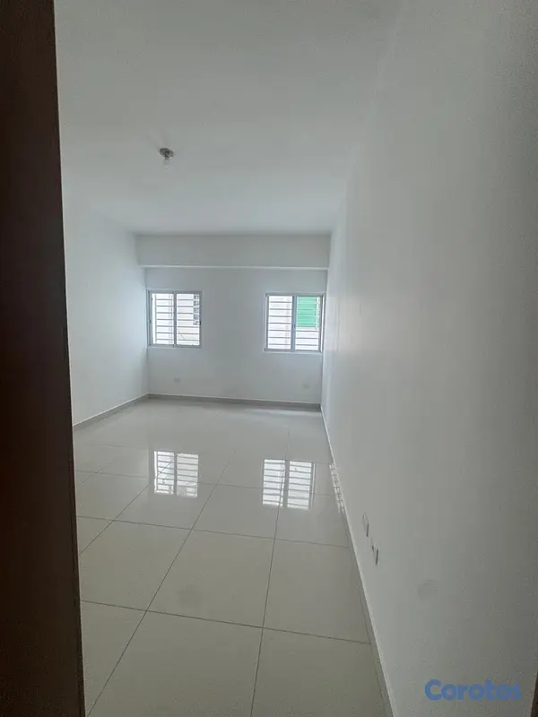 apartamentos - Amplio Apartamento en Alquiler – Mirador Sur.
 12