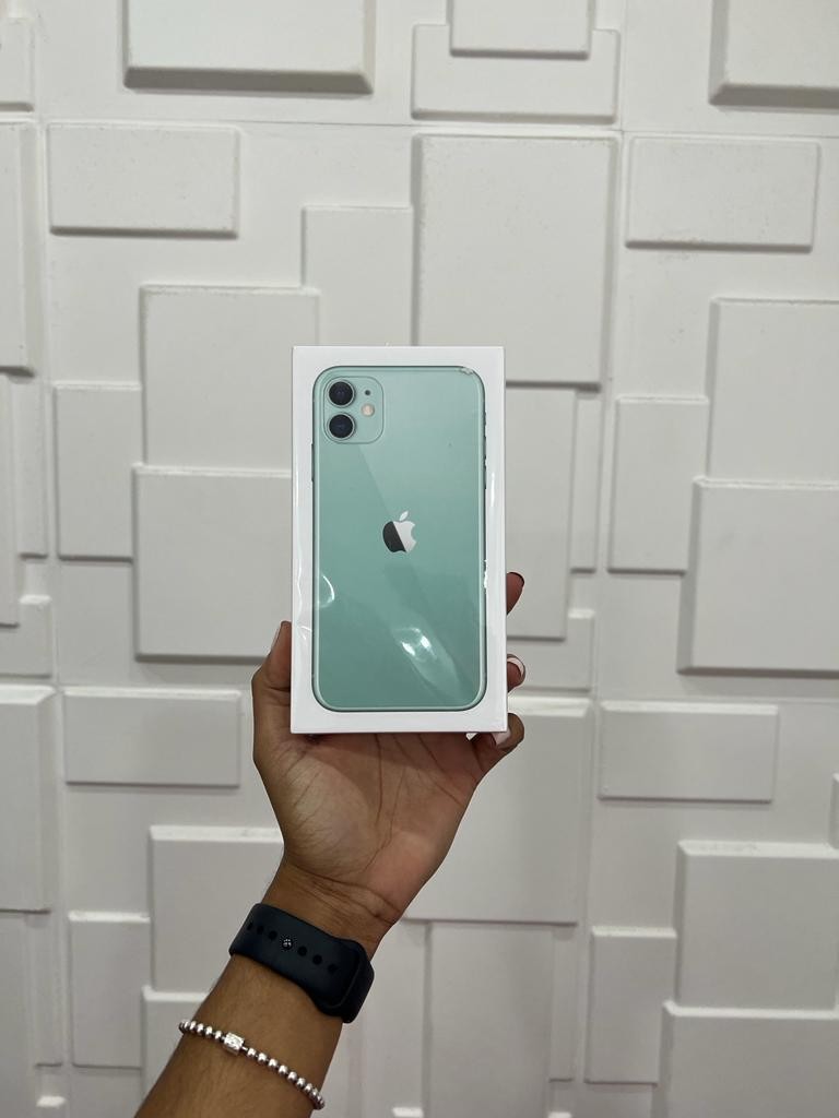 celulares y tabletas - iPhone 11 de 128gb Factory sellado clean 0