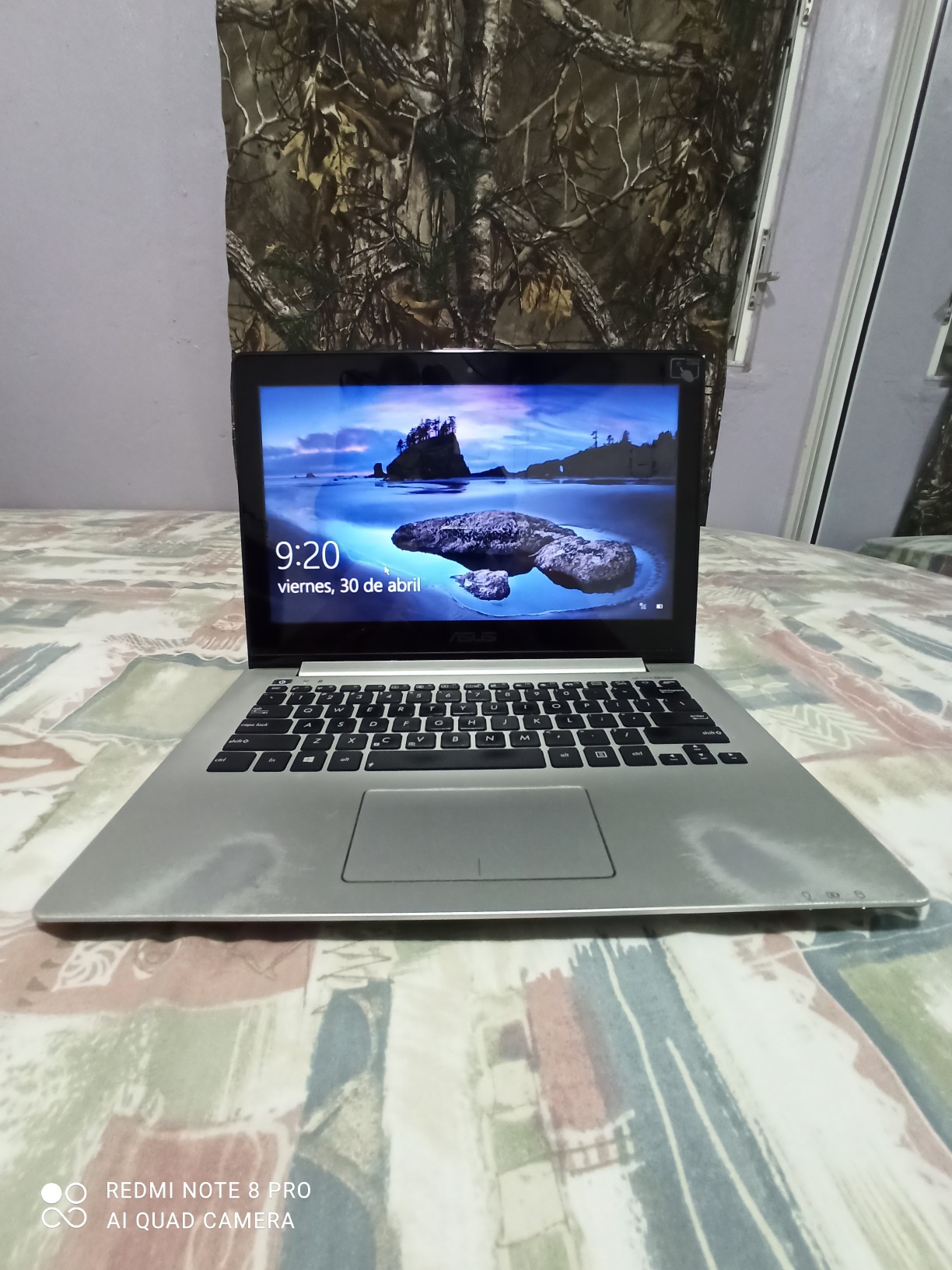 computadoras y laptops - Laptop ASUS Pantalla Touch