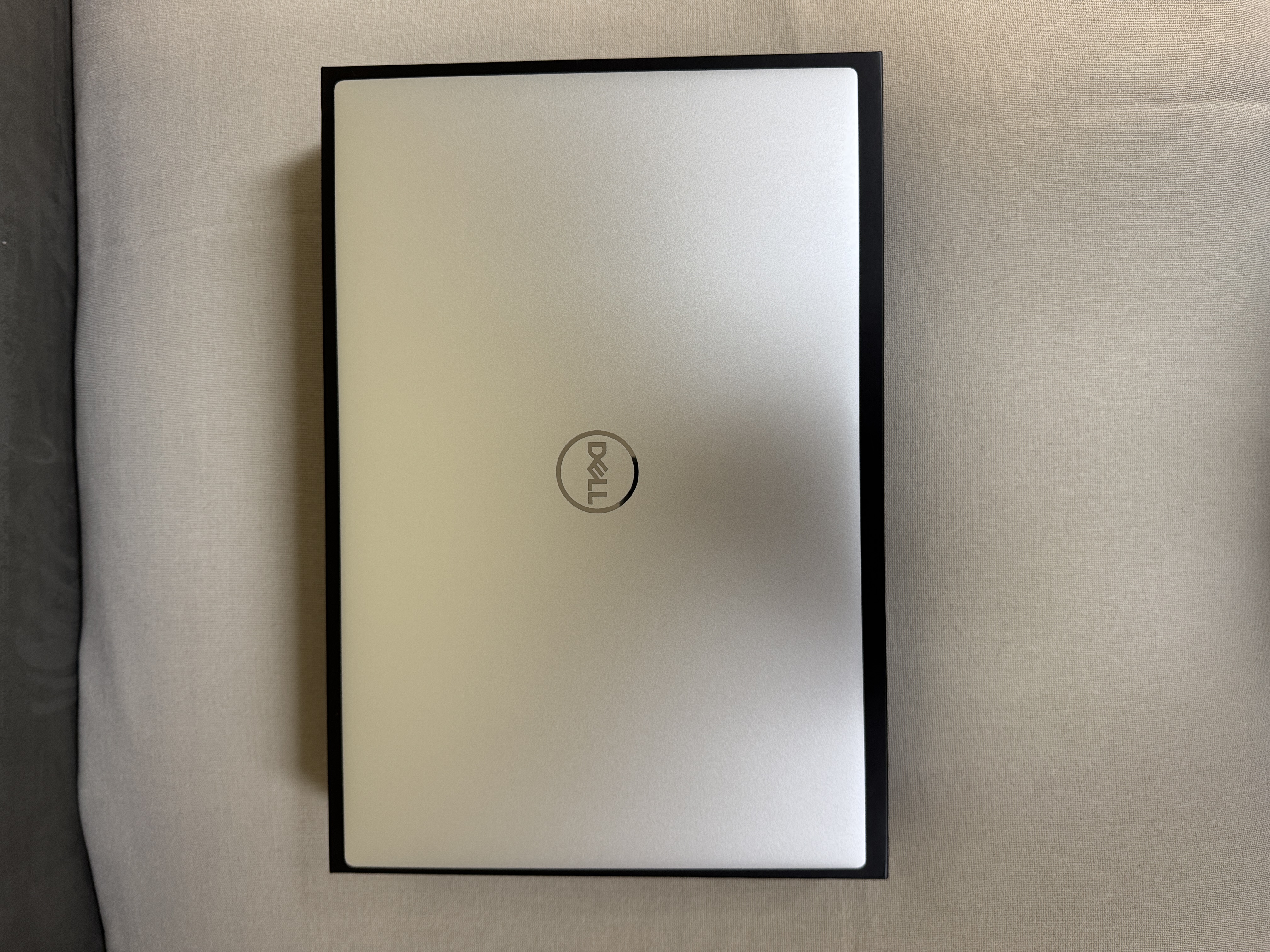 computadoras y laptops - Dell XPS 15" 9500 - 15.6" UHD+ Touchscreen 8