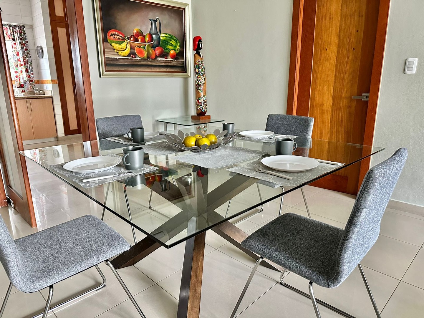 apartamentos - Se alquila apartamento amueblado en Piantini 8