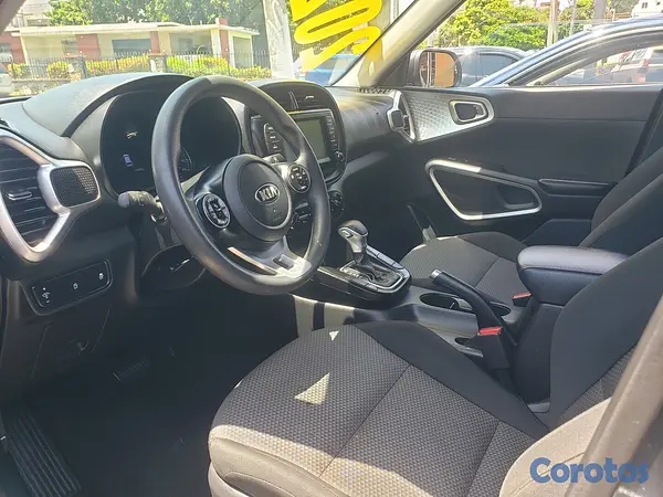 jeepetas y camionetas - KIA SOUL LX 2020 4