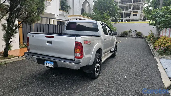 jeepetas y camionetas - Toyota hilux diésel 4x4 4