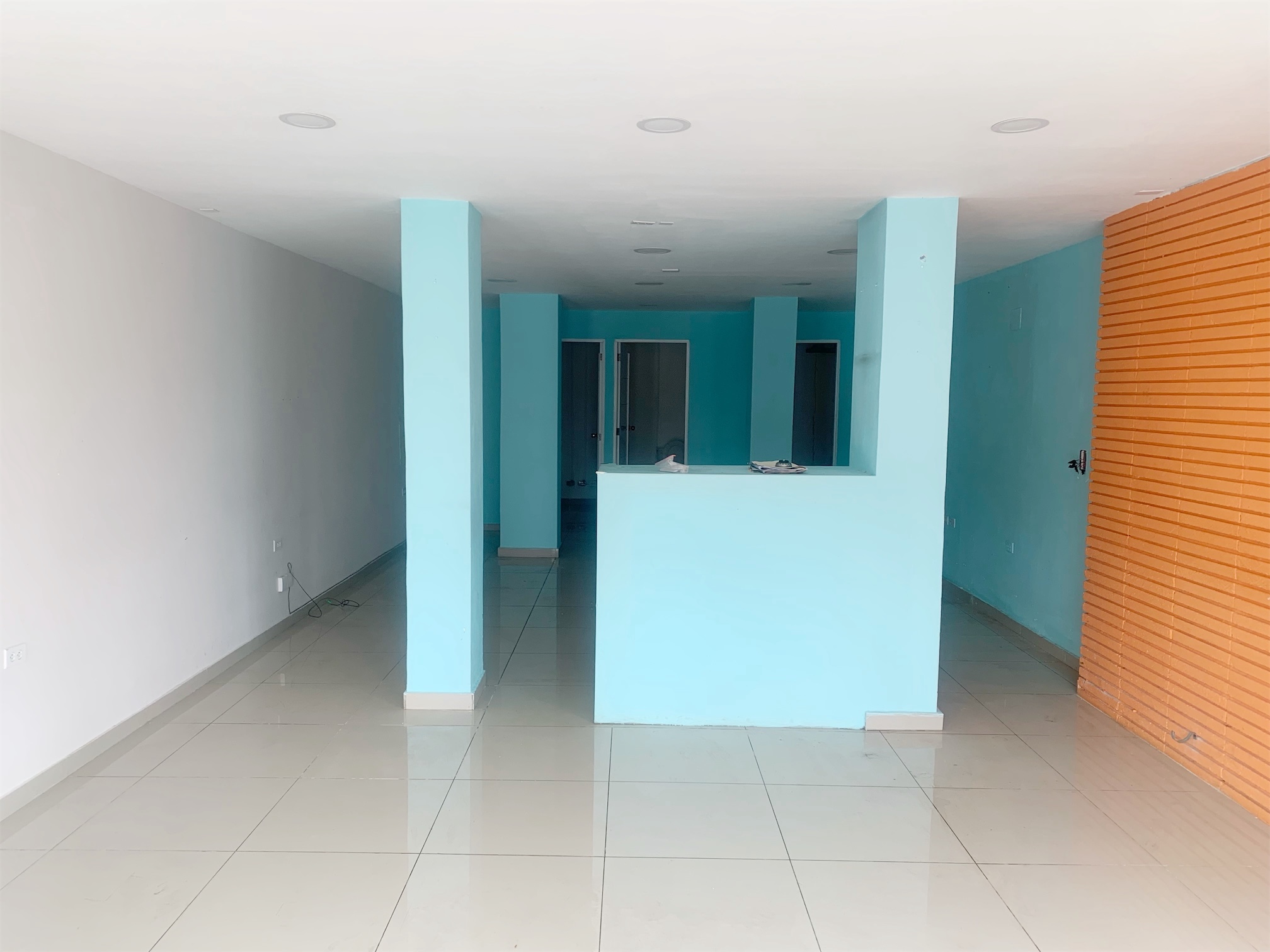 oficinas y locales comerciales - Local comercial en primer nivel 1