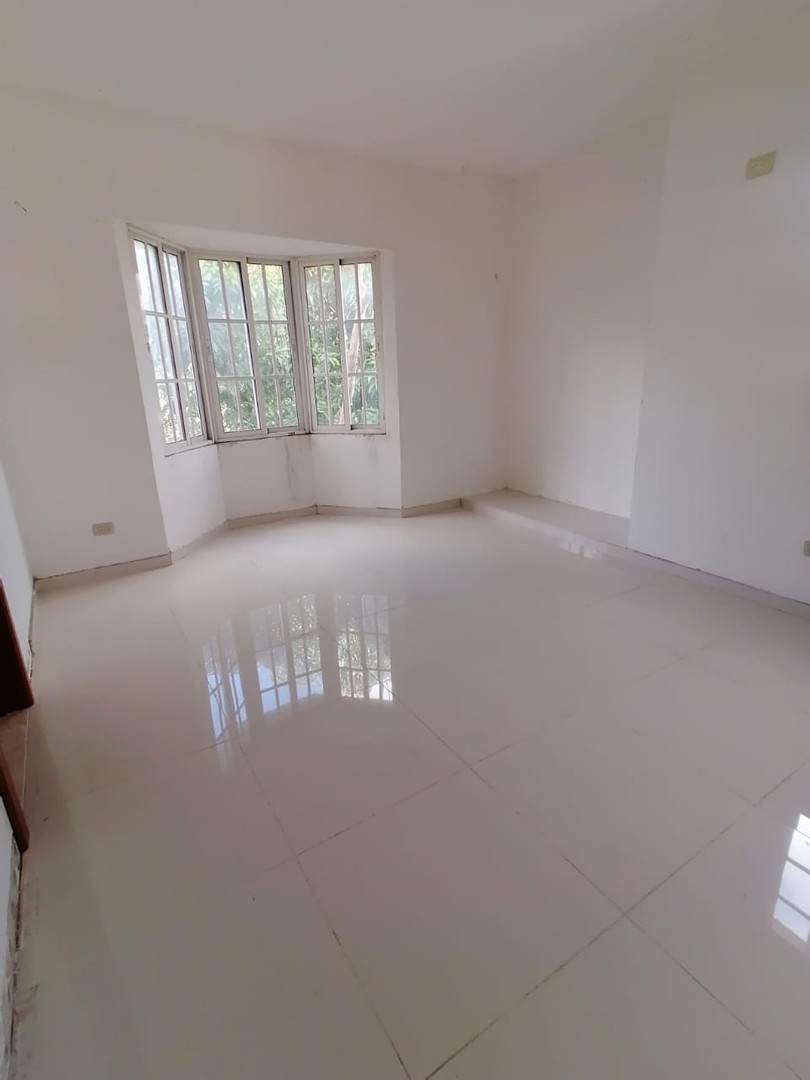 casas - Se vende casa en San Isidro a dos minutos del Bravo 7