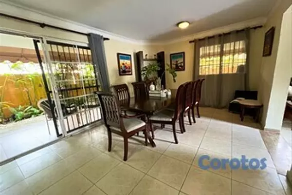 casas - Casa en Venta – Cuesta Hermosa II 5