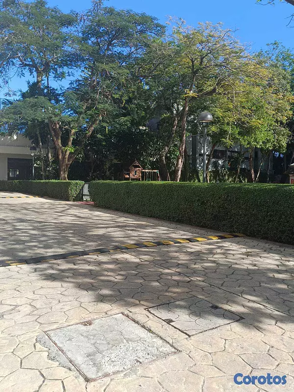 apartamentos - Apartamento Clasico en la Av. Anacaona  2