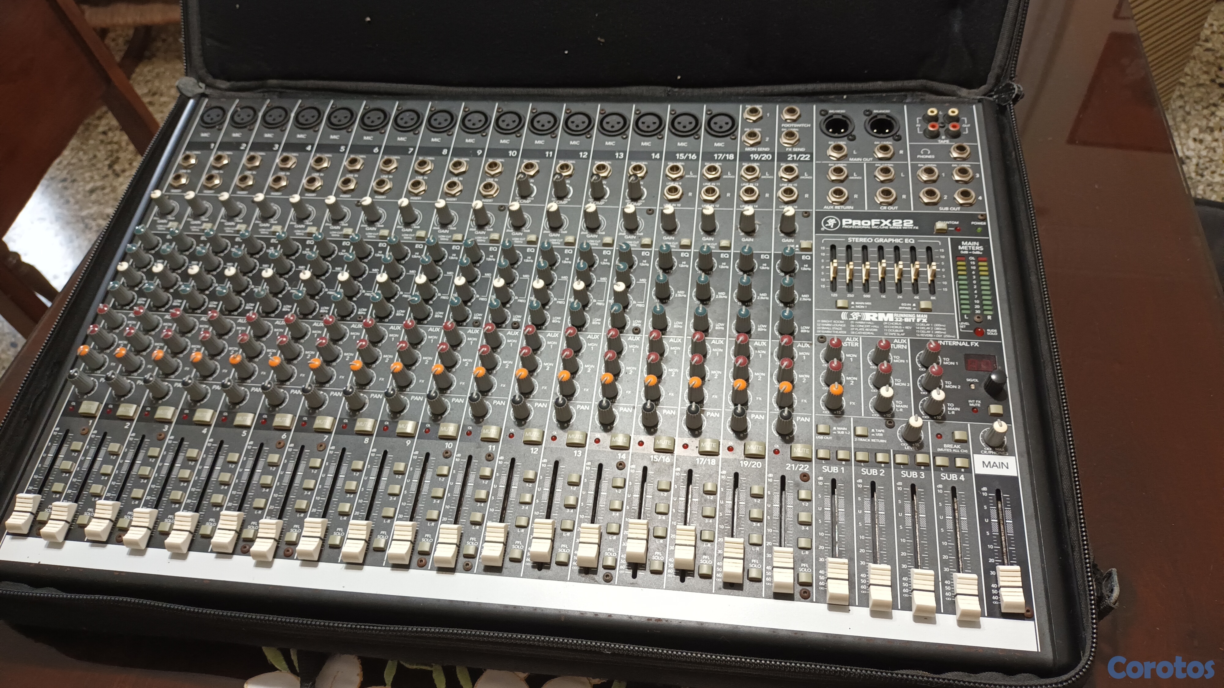 otros electronicos - Consola-mixer Mackey 1