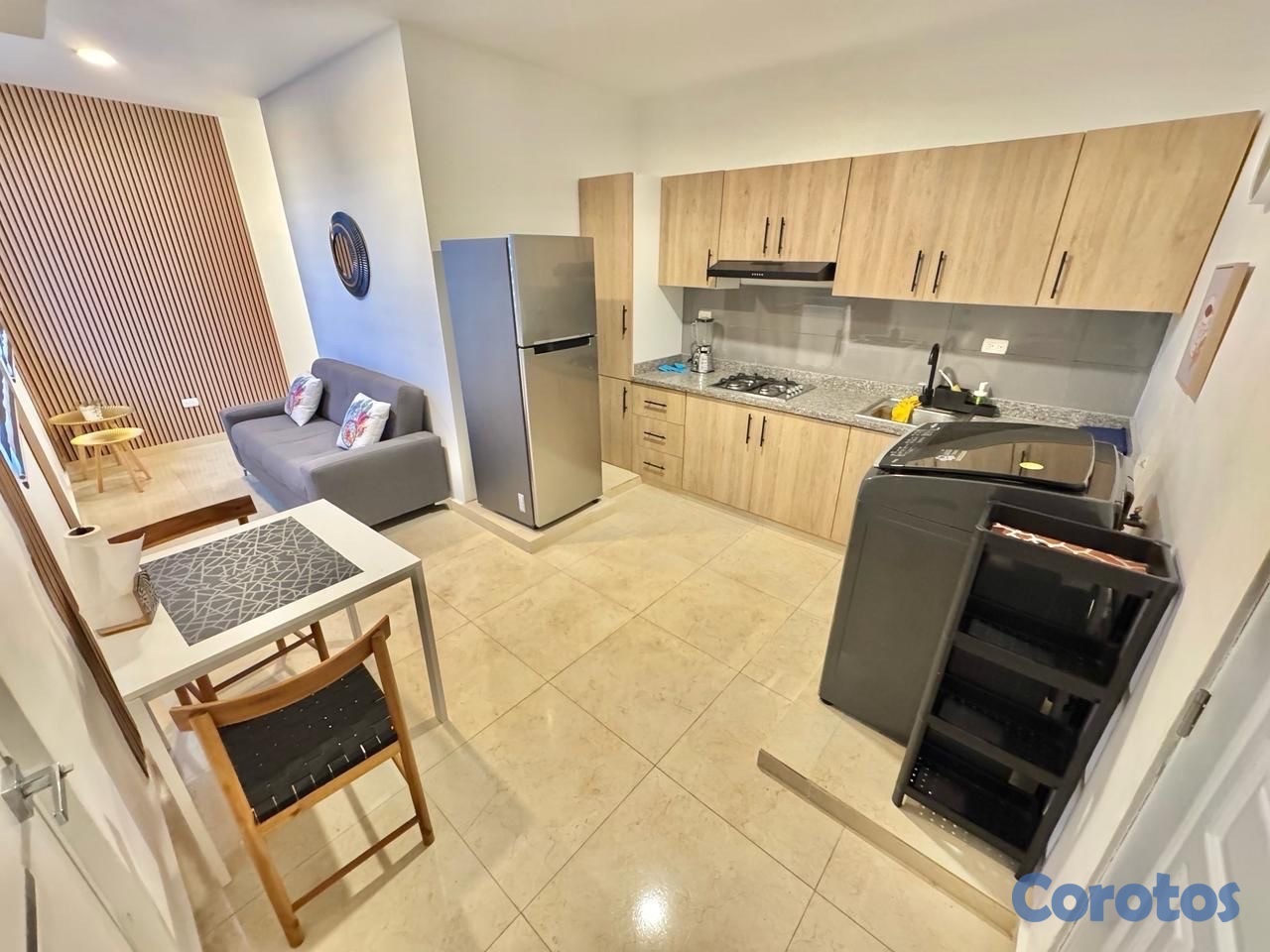 apartamentos - vendo KLM 9 indepdencia apartamento con derecho a techo dos hab más un estudio  9
