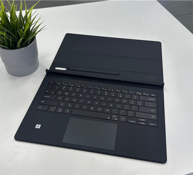 accesorios para electronica - Teclado Book Cover Keyboard Samsung Tab S8 Ultra Nuevos en sus cajas 