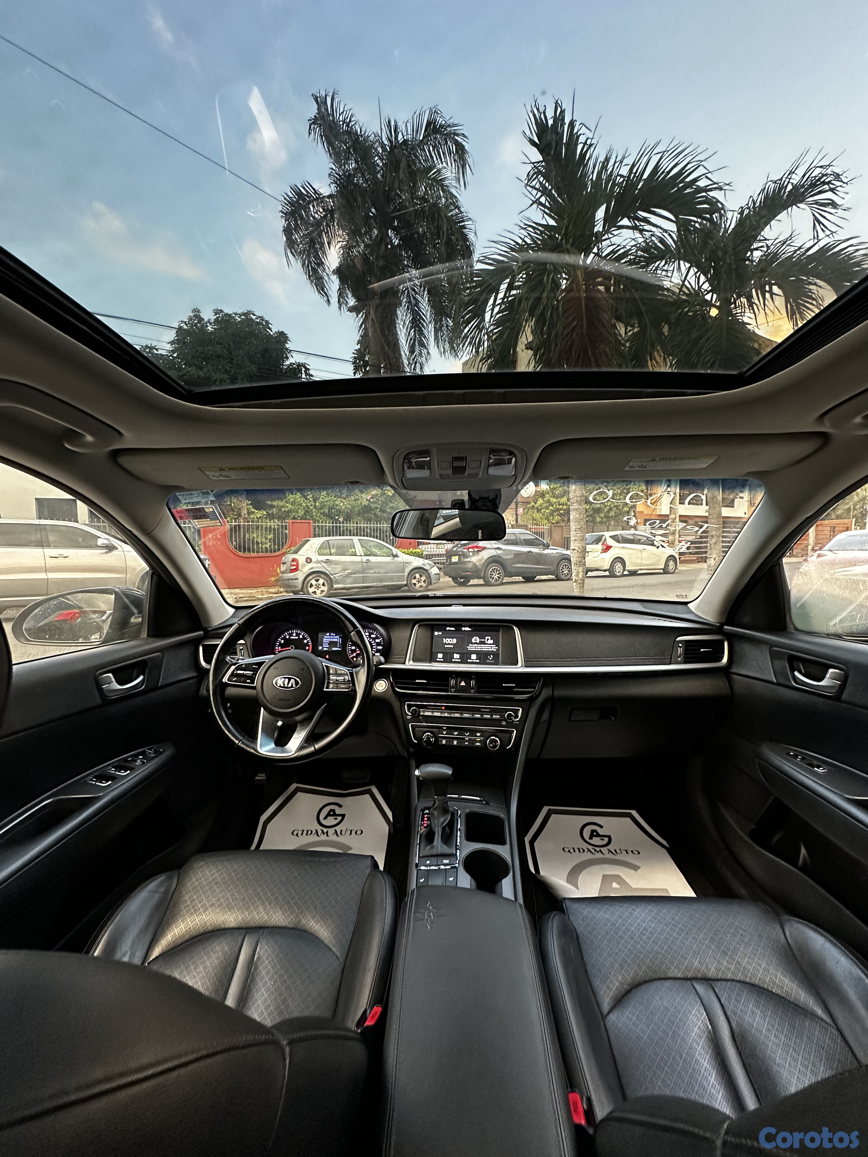 carros - Kia óptima SE 2020 panorámico 9