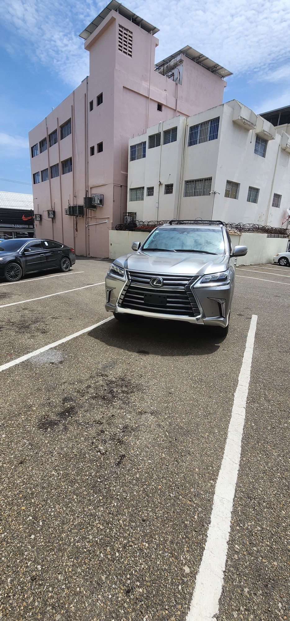 jeepetas y camionetas - Lexus lx570 2020 1