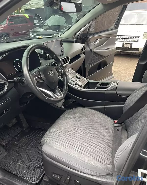 jeepetas y camionetas - HYUNDAI SANTA FE SEL 2021 6