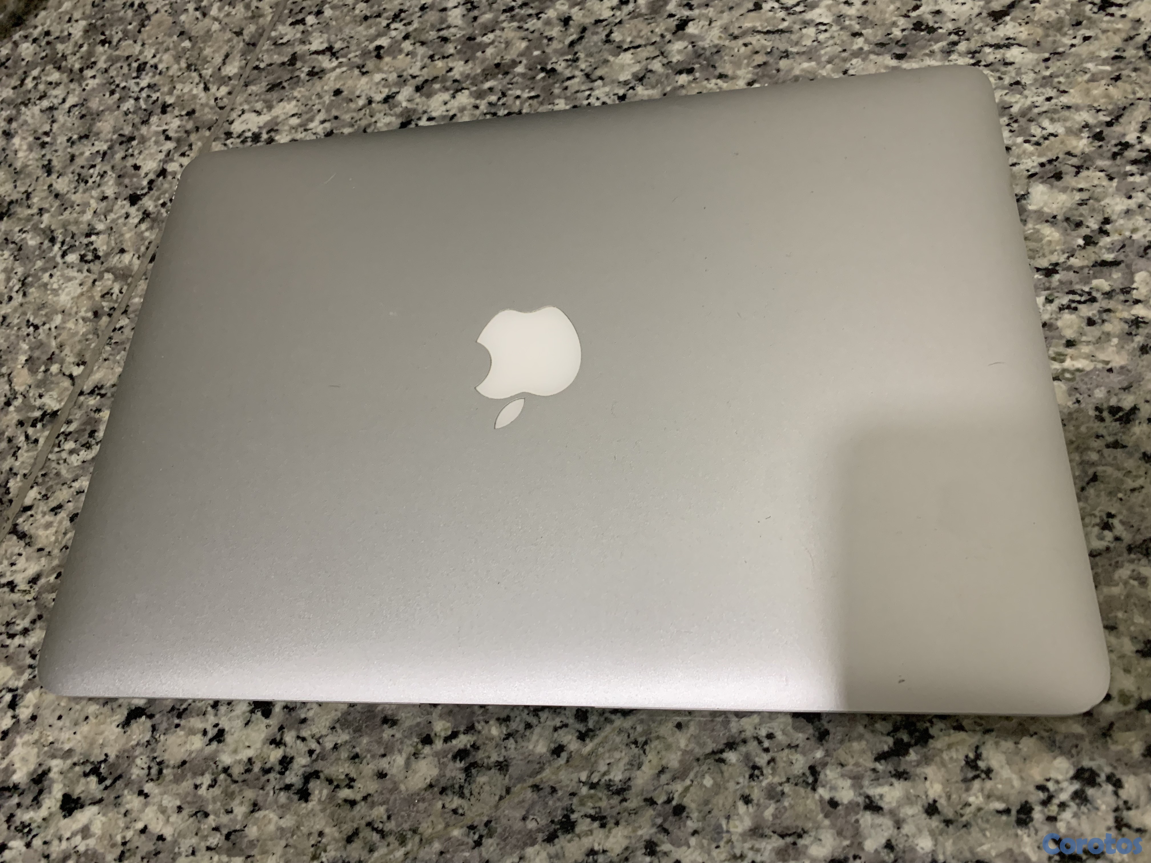 computadoras y laptops - MacBook Air 13” - 2015 – 8 GB RAM / 251 GB SSD / i5💻 3