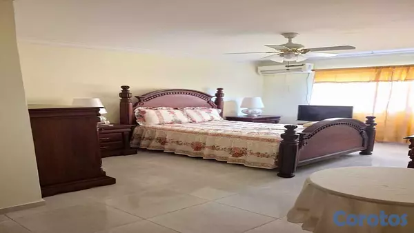 apartamentos - Alquiler apartamento 164m2– Sector Evaristo Morales, D.N 8