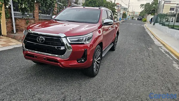 jeepetas y camionetas - Toyota hilux srv 2022 full 13