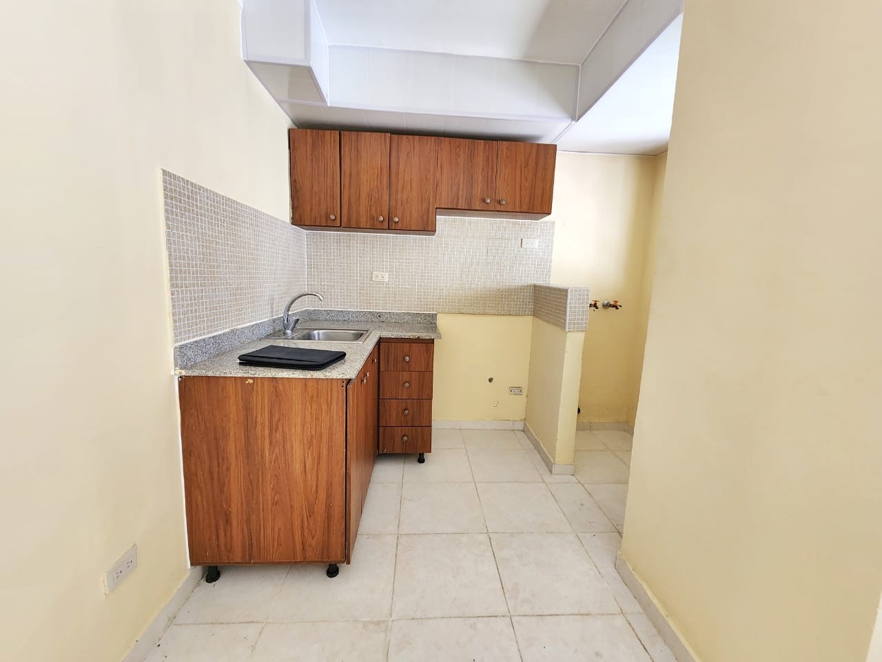 apartamentos - Apartamento en La Jacobo Majluta, Residencial Juan Rafael.
 5