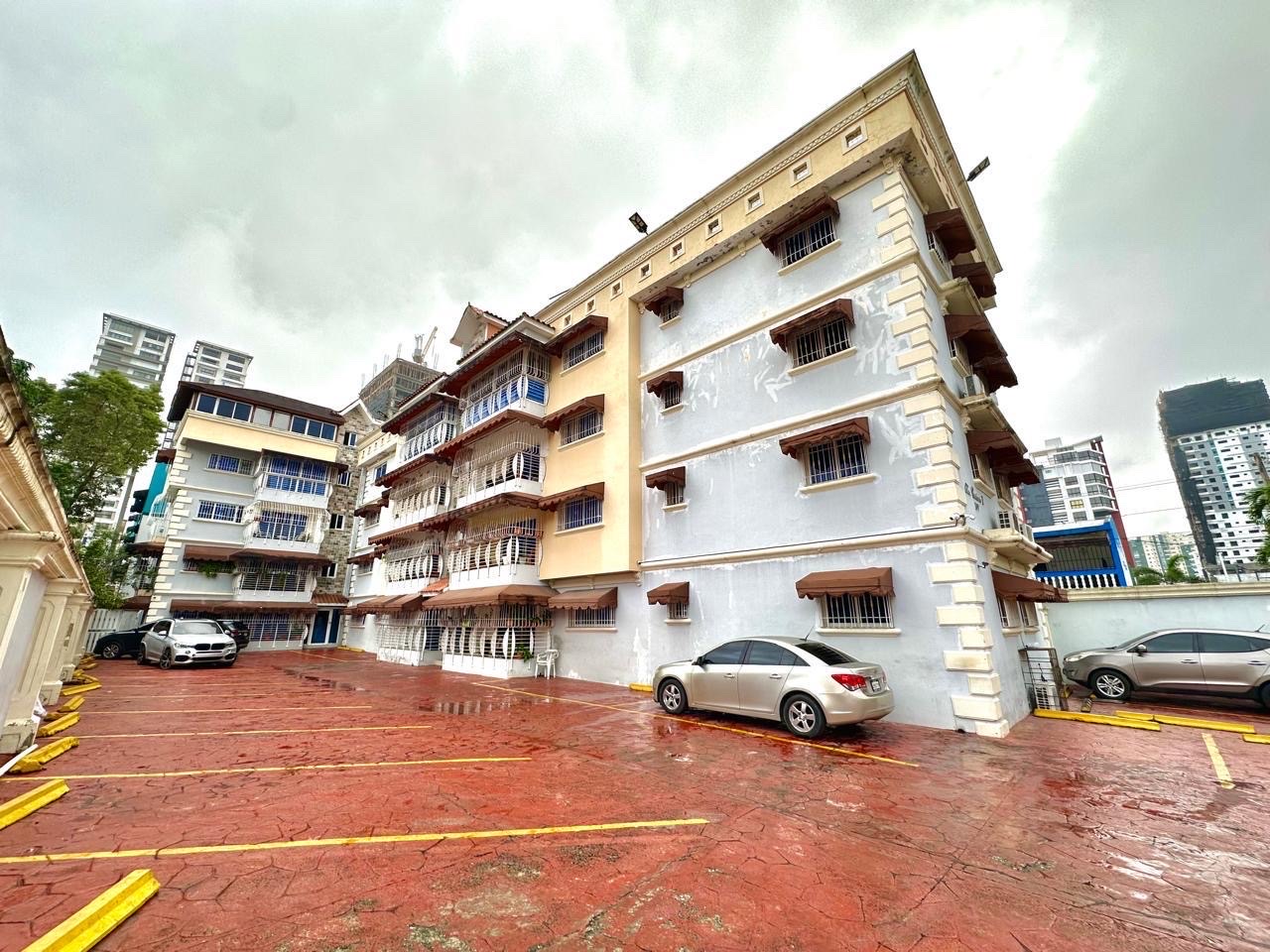 apartamentos - venta de apartamento en Alma Rosa primera Santo Domingo este de 126mts 0