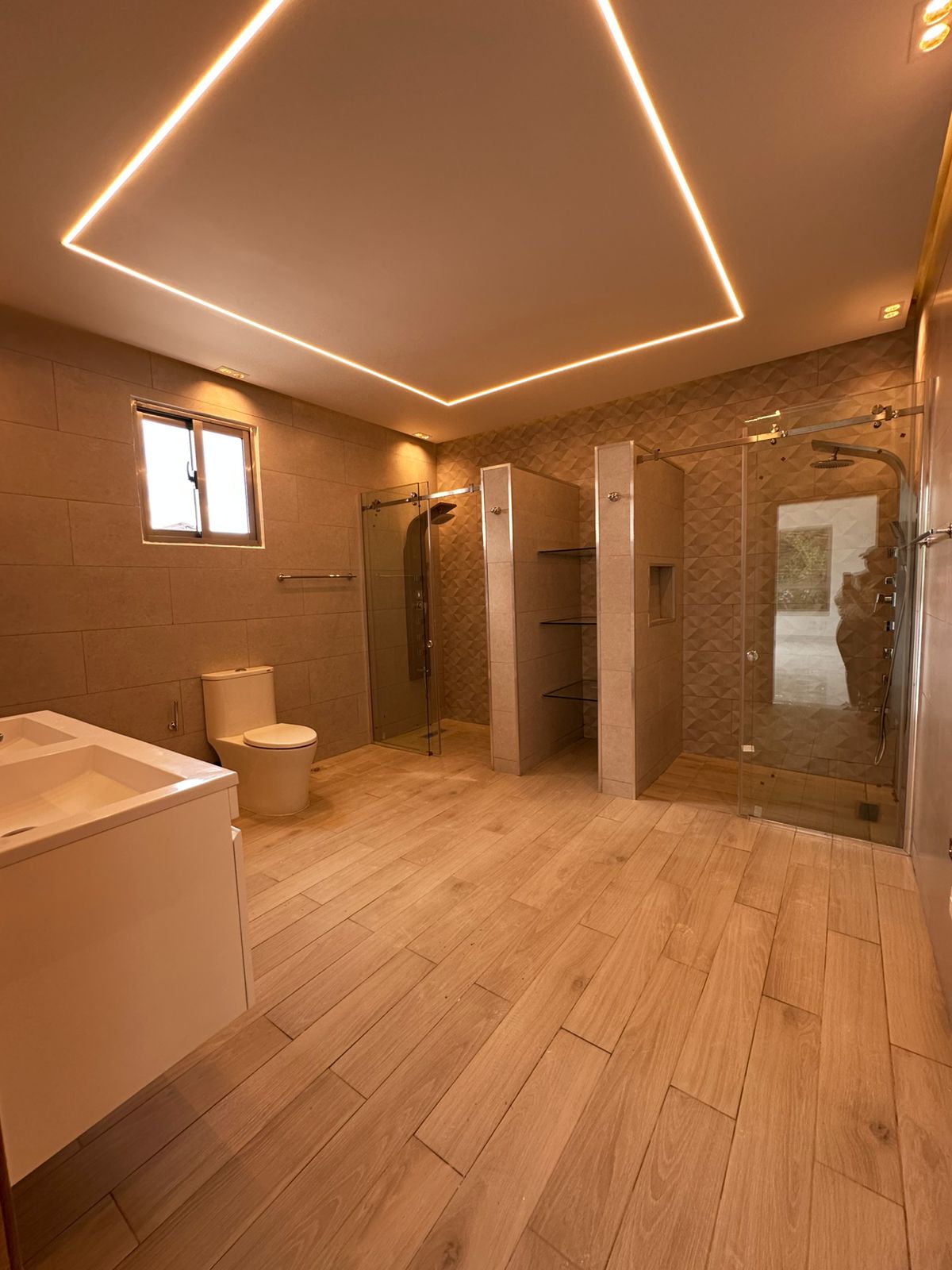casas - Amplia Casa de Venta en Villa Maria  4