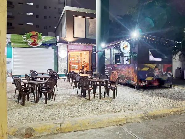 oficinas y locales comerciales - Food truck bella vista 3