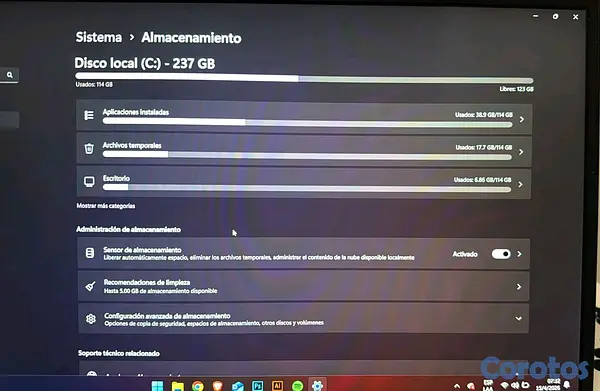 computadoras y laptops - Se vende lapto Dell Latitude 5500 i5 8va Generación (Pantalla Táctil)  5