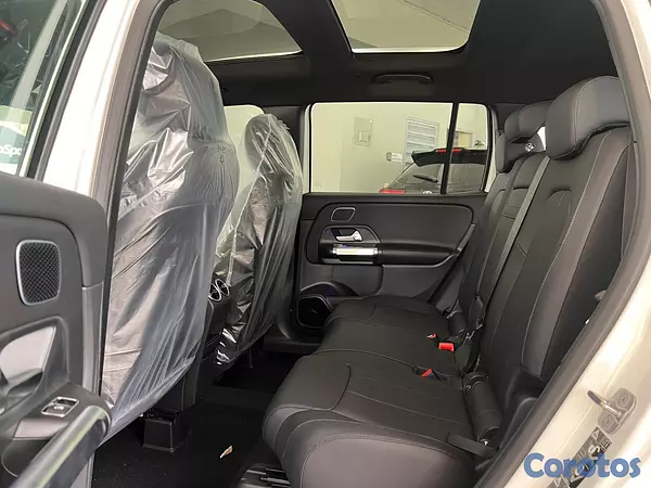 jeepetas y camionetas - Mercedes-Benz Clase GLB 200 2026 9