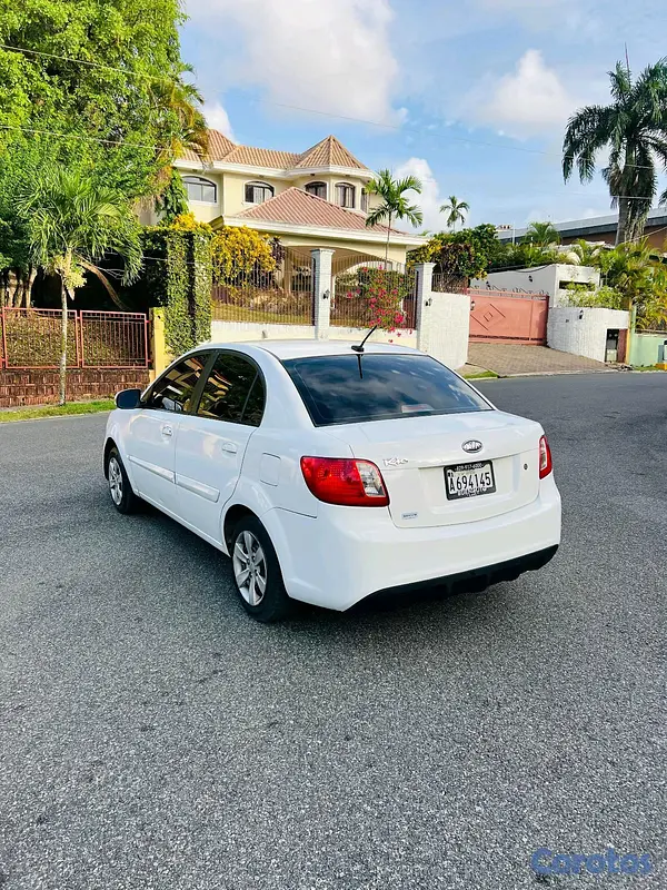 carros - Kia rio 2010 6